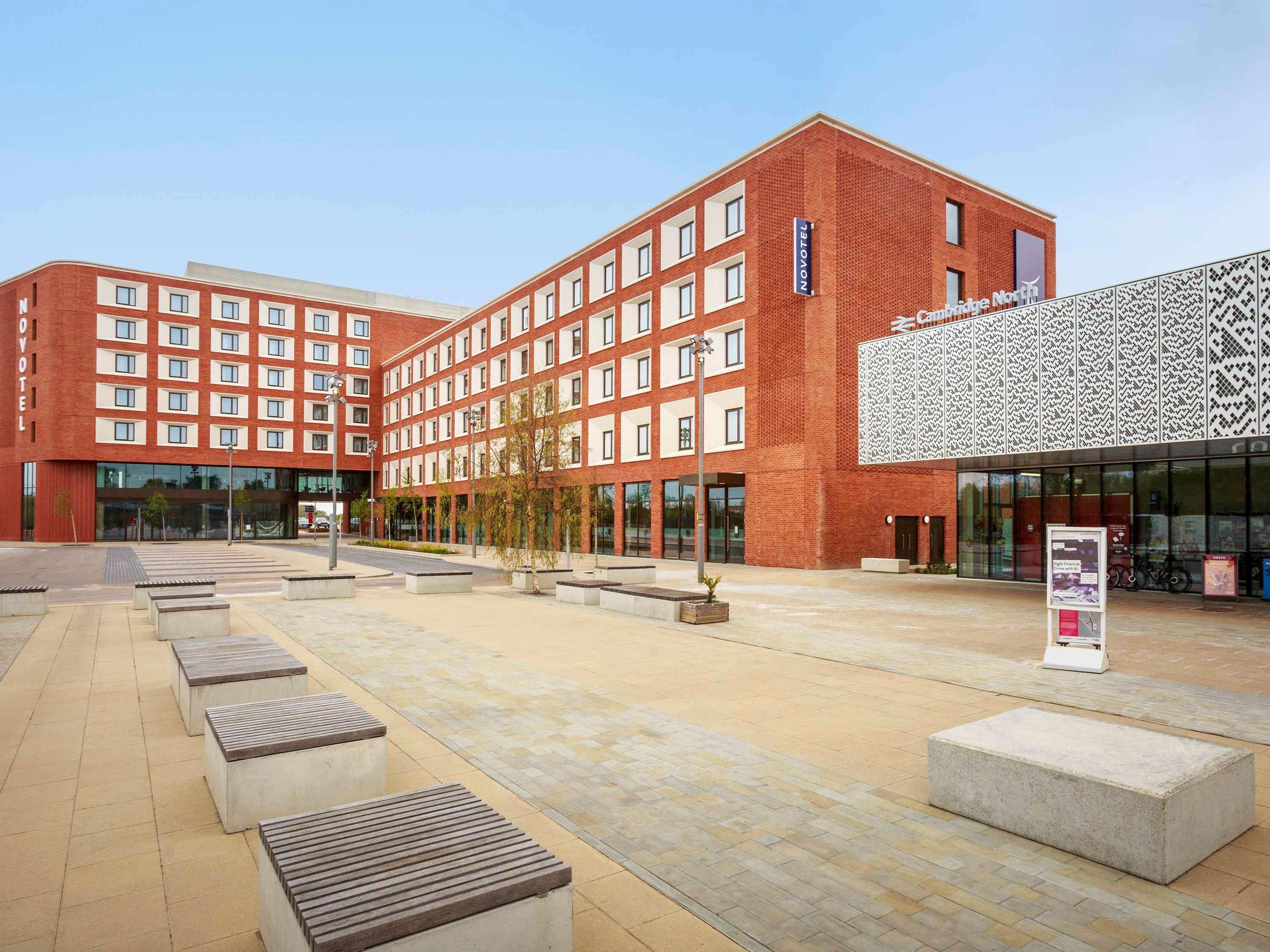 Novotel Cambridge North Milton (Cambridgeshire) Exterior foto